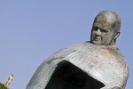 Nueva cara para la Estatua de Juan Pablo II en Roma