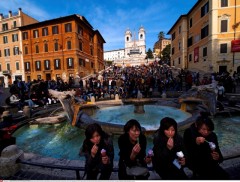 Roma: prohibido comer en la calle